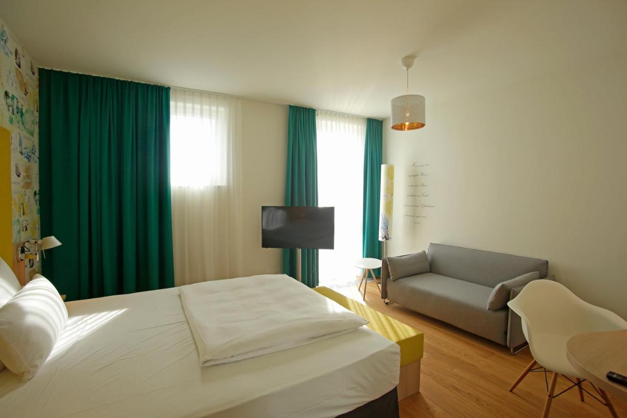 Hotel Grimm'S Berlin Potsdam Teltow Esterno foto